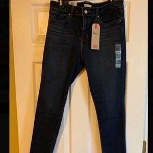 Levi’s 711 Dark Wash Skinny Jeans